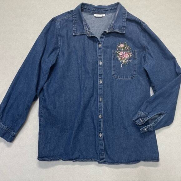 CW Classics Denim Button Down Shirt Floral embroidery Plus size 1X - Picture 5 of 9